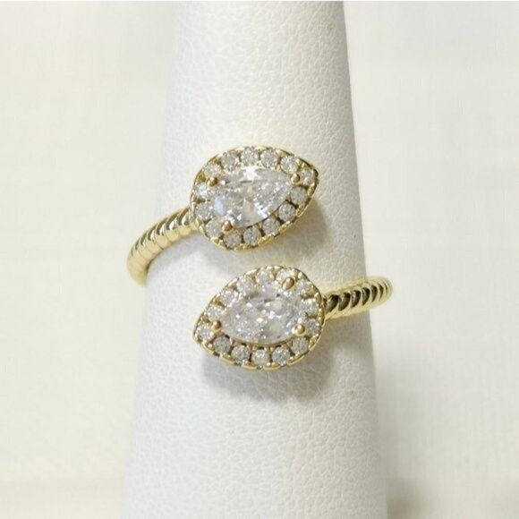 14K Gold Pear Cut CZ Teardrop Ring Toi et Moi Size 6 - Picture 7 of 7
